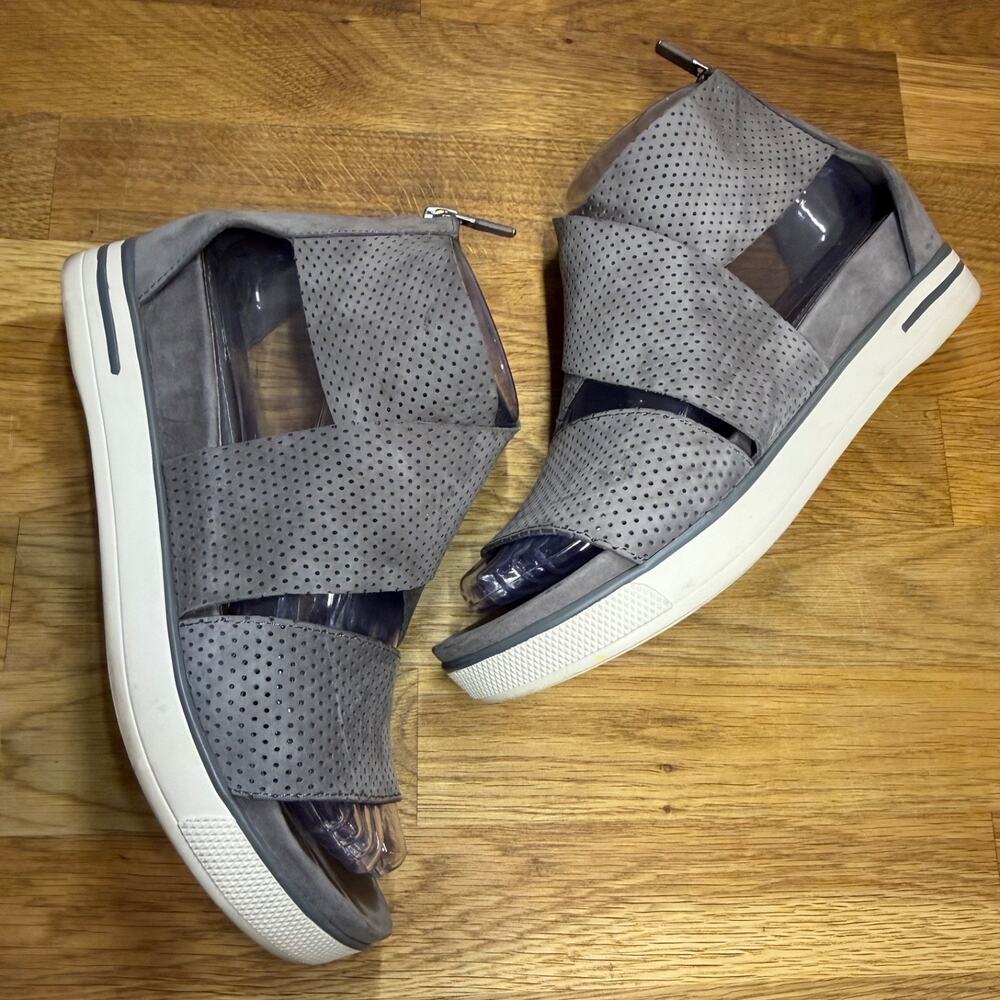 Eileen Fisher Taupe Gray Suede Sport Sneaker Sandals Size 7.5 Back Zip